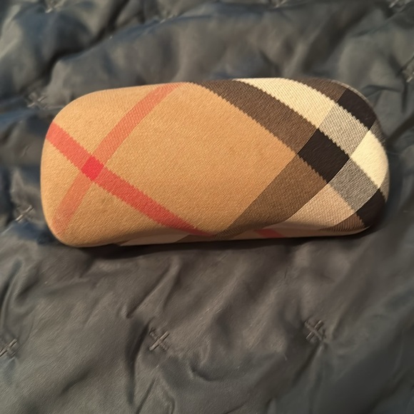 Burberry Sunglasses - Picture 2 of 8